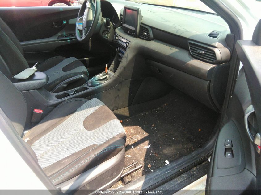 2019 Hyundai Veloster 2.0 VIN: KMHTG6AF2KU017209 Lot: 37222372