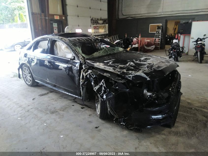 AUDI A4 2.0T PREMIUM