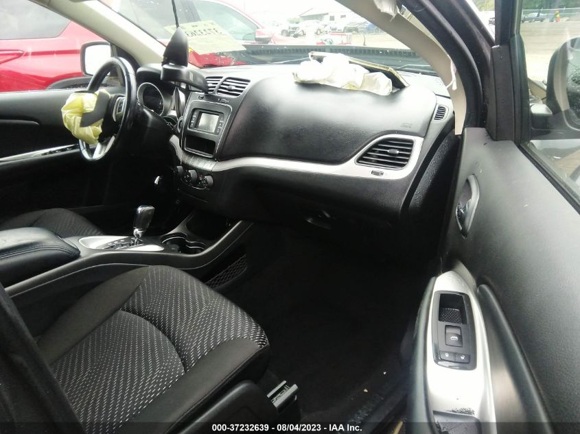 2019 Dodge Journey Se VIN: 3C4PDCBB4KT810725 Lot: 39231800