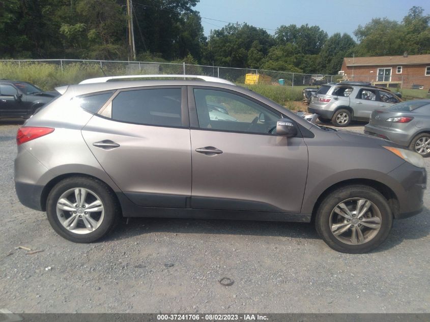 2012 Hyundai Tucson Gls VIN: KM8JUCACXCU541326 Lot: 37241706