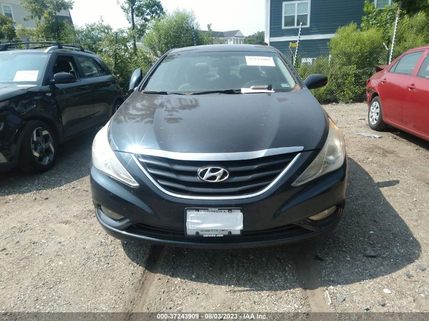 5NPEB4AC4BH013243 2011 Hyundai Sonata Gls