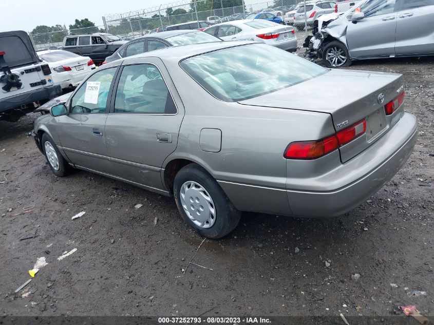 4T1BG22K3WU262929 1998 Toyota Camry Le