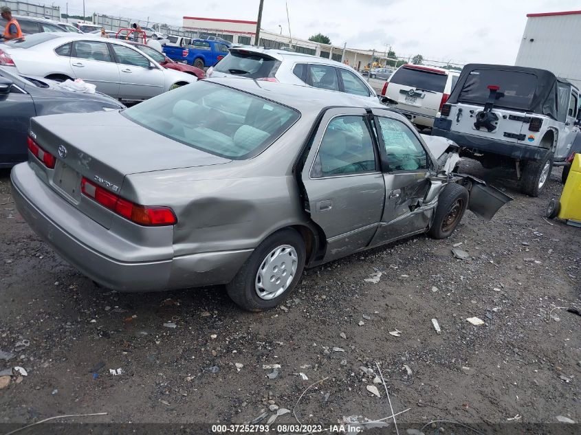 4T1BG22K3WU262929 1998 Toyota Camry Le