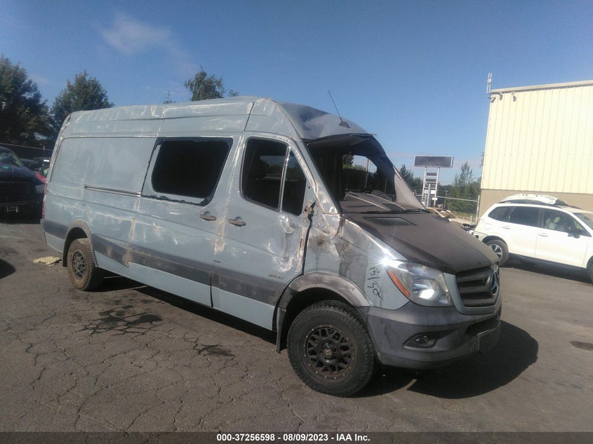 2016 Mercedes-Benz Sprinter 2500 High Roof/High Roof VIN: WD3PE8CD4GP303744 Lot: 37256598