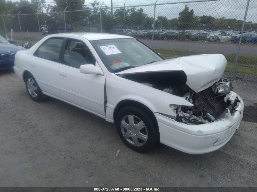 2000 Toyota Camry Le VIN: 4T1BG22KXYU988368 Lot: 37259768