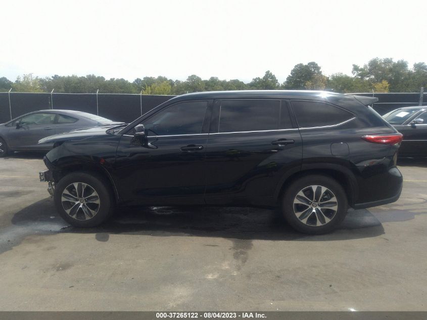 5TDGZRAH2MS515856 2021 Toyota Highlander