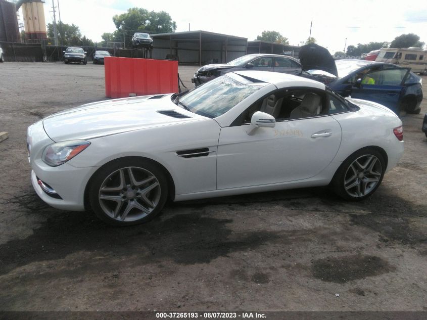 VIN WDDPK4HA8DF052790 2013 Mercedes-Benz SLK-Class,... no.14