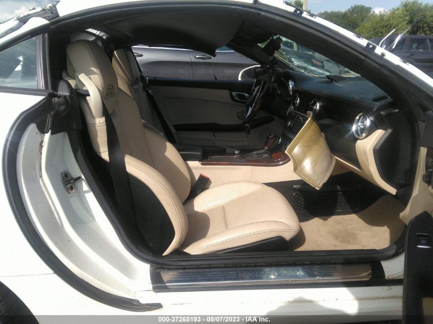 VIN WDDPK4HA8DF052790 2013 Mercedes-Benz SLK-Class,... no.5