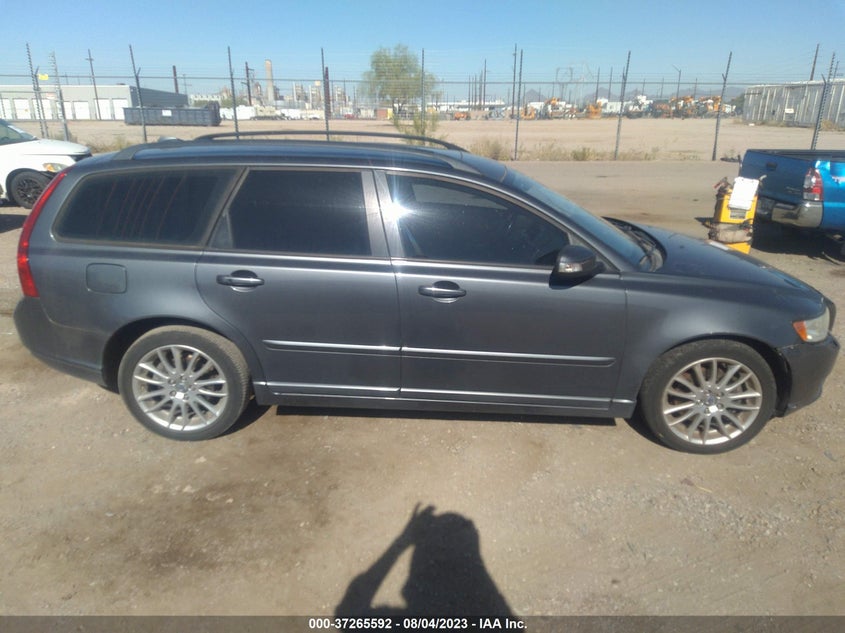 2010 Volvo V50 VIN: YV1382MW1A2542255 Lot: 37265592