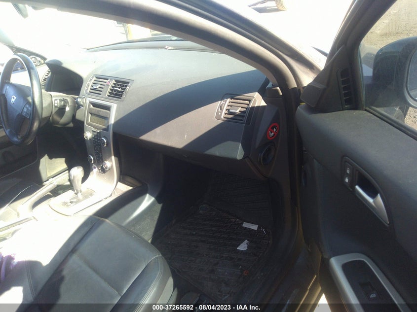 2010 Volvo V50 VIN: YV1382MW1A2542255 Lot: 37265592