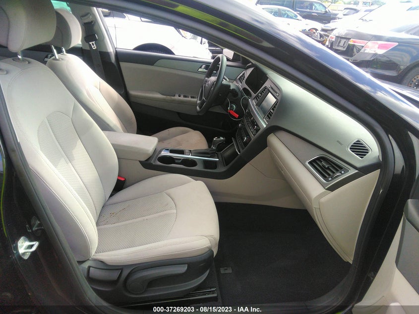 VIN 5NPE24AF0HH541560 2017 HYUNDAI SONATA SE