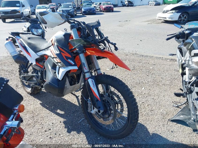 2022 Ktm 890 Adventure R VIN: VBKTR6405NM835977 Lot: 37272422