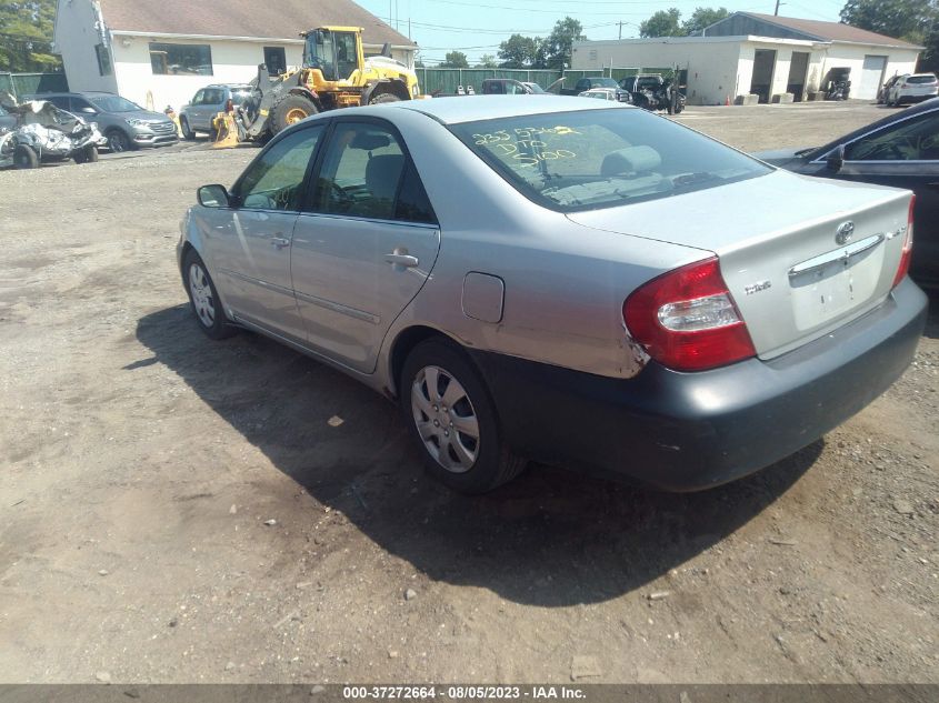 2002 Toyota Camry Xle VIN: 4T1BE30K42U572872 Lot: 37272664