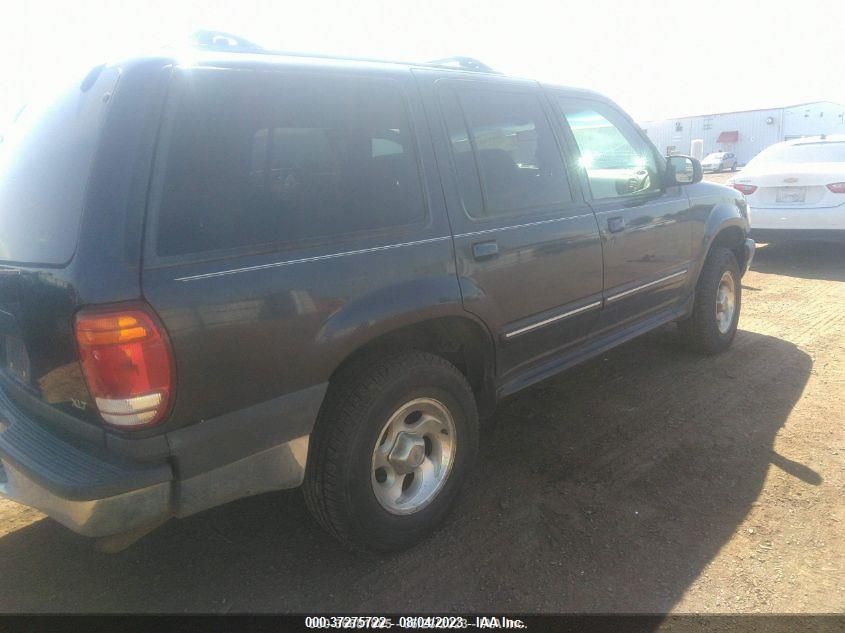 2000 Ford Explorer Xlt VIN: 1FMZU73E1YUB51263 Lot: 37275722