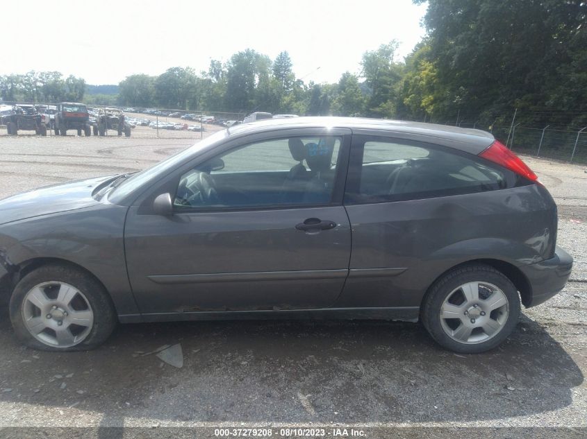 2005 Ford Focus Zx3 VIN: 3FAFP31N75R145454 Lot: 37279208