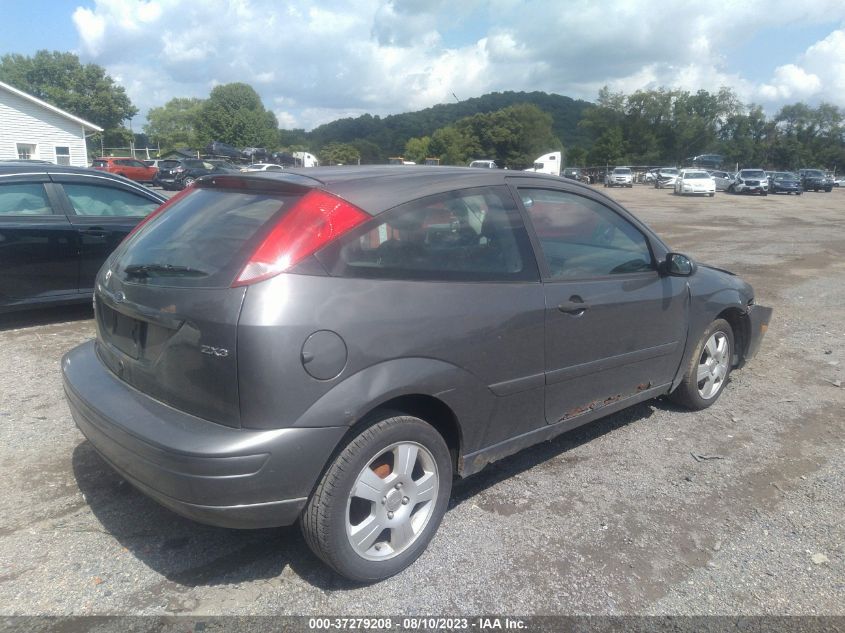 2005 Ford Focus Zx3 VIN: 3FAFP31N75R145454 Lot: 37279208