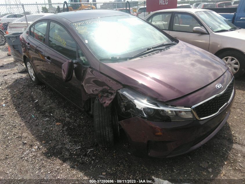 3KPFK4A72JE179271 2018 Kia Forte Lx