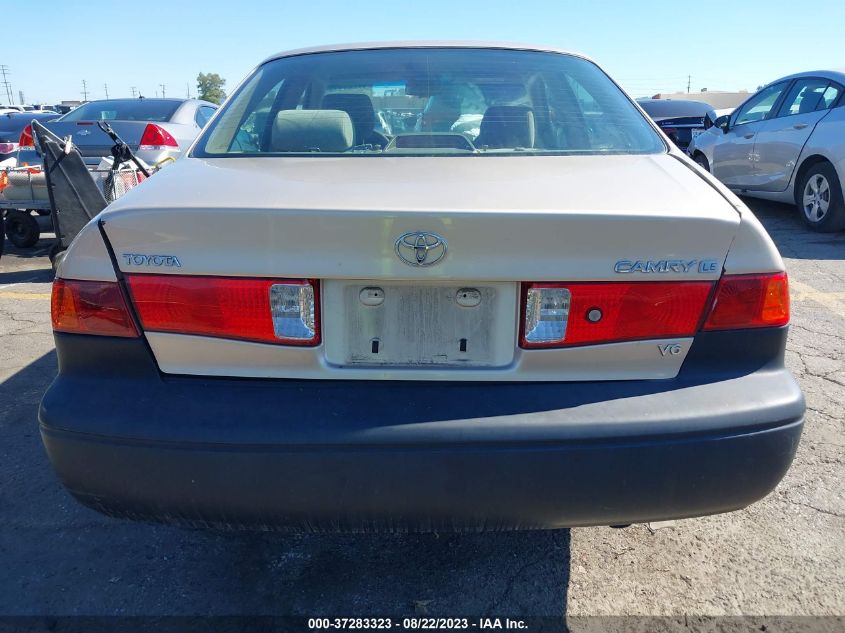 2000 Toyota Camry Le V6 VIN: JT2BF22K2Y0282406 Lot: 37283323