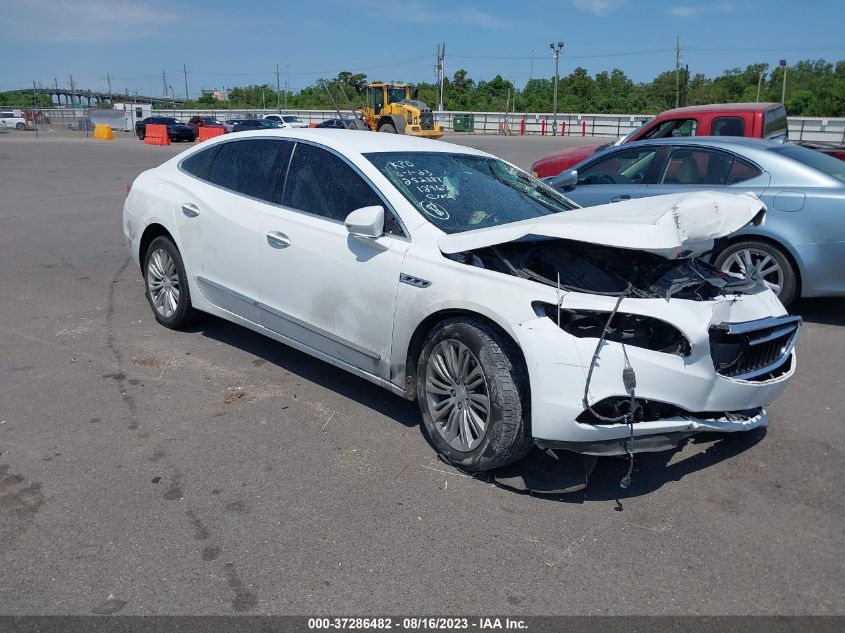 1G4ZP5SZ3JU124636 2018 Buick Lacrosse Essence