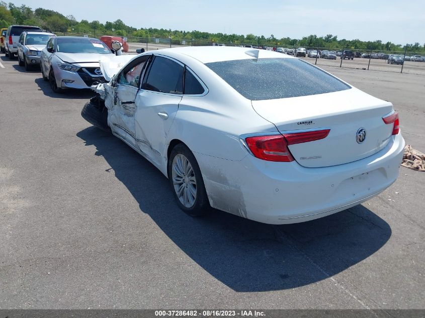 1G4ZP5SZ3JU124636 2018 Buick Lacrosse Essence