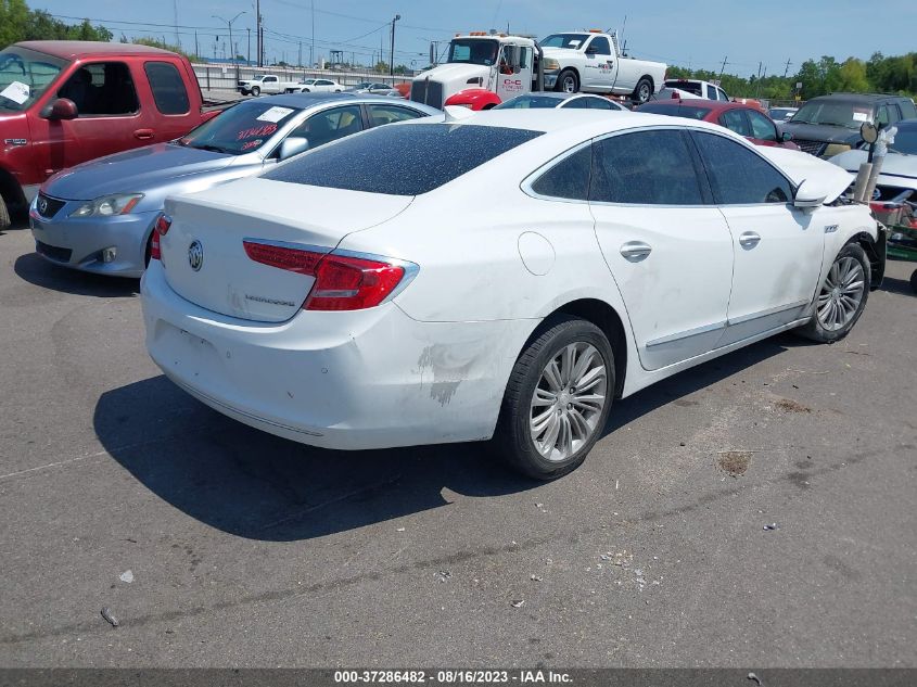 1G4ZP5SZ3JU124636 2018 Buick Lacrosse Essence