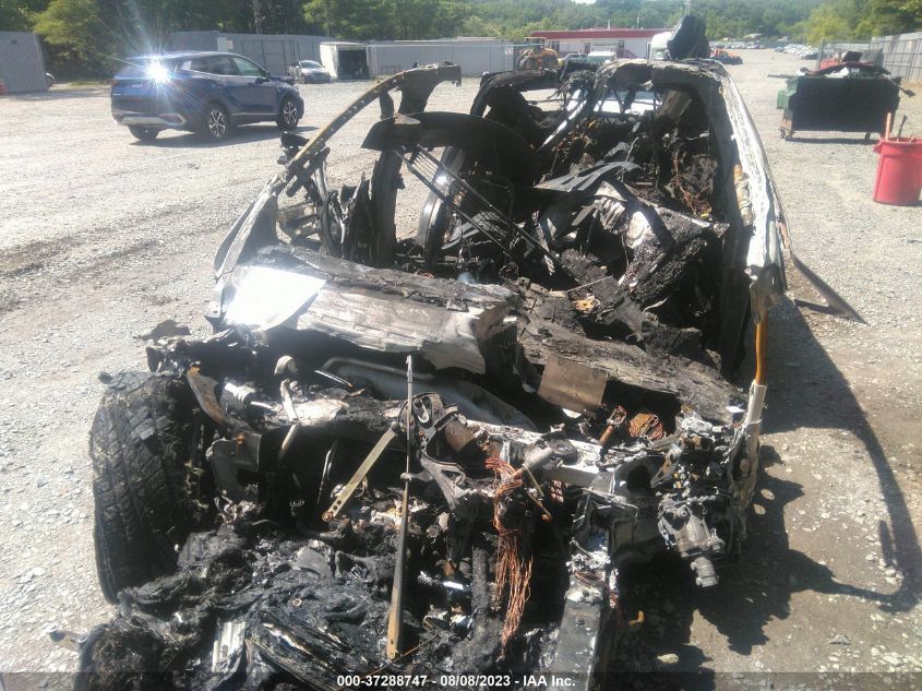 2016 Tesla Model X 60D/P100D/P90D VIN: 5YJXCAE47GF013458 Lot: 37288747