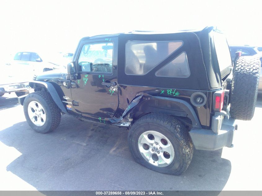 1C4AJWBG0FL624595 2015 Jeep Wrangler Sahara