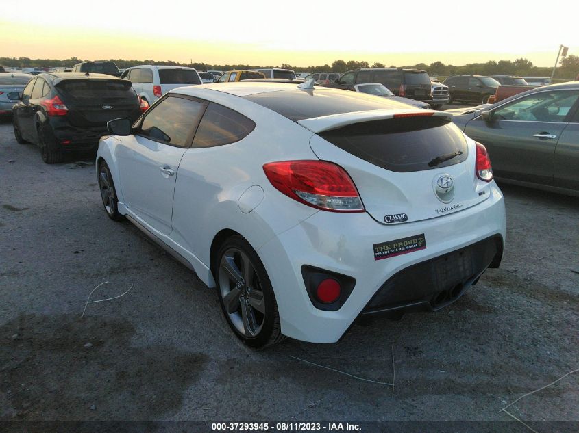 2015 Hyundai Veloster Turbo R-Spec VIN: KMHTC6AE2FU228001 Lot: 37293945