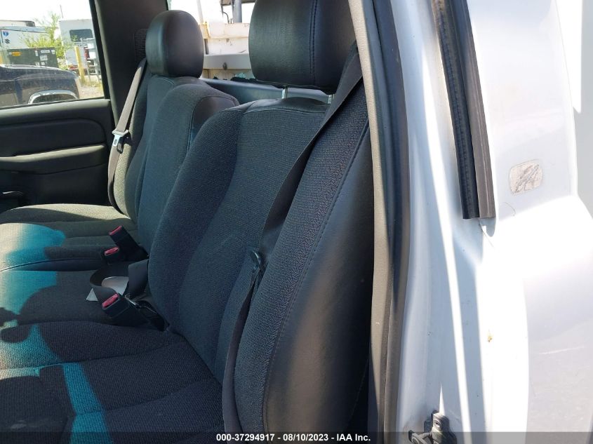 2004 Chevrolet Silverado 2500Hd VIN: 1GCHC24U74E140171 Lot: 37294917