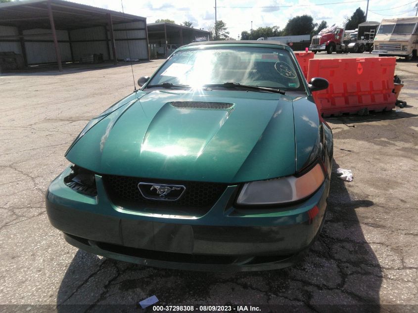 1FAFP4446YF136254 2000 Ford Mustang