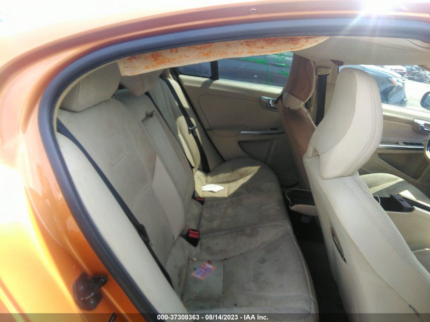 Volvo S60 2012 -auction- 7