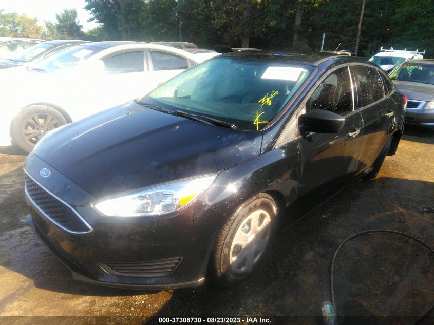 1FADP3E28JL233848 2018 Ford Focus S