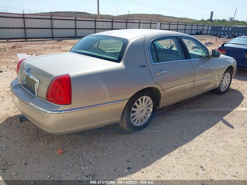 2005 Lincoln Town Car Signature Limited VIN: 1LNHM82W35Y609403 Lot: 37315286