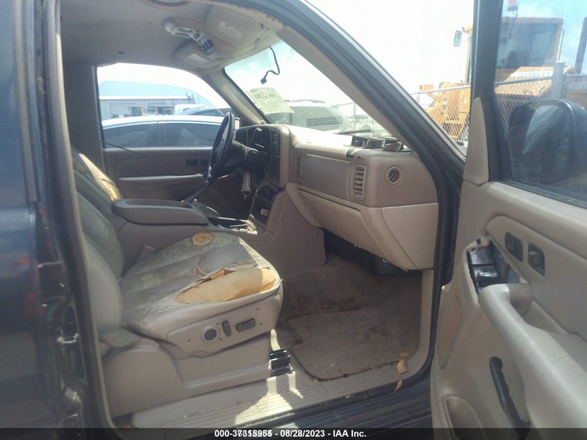1GNEC13Z54R162955 2004 CHEVROLET TAHOE photo no. 5