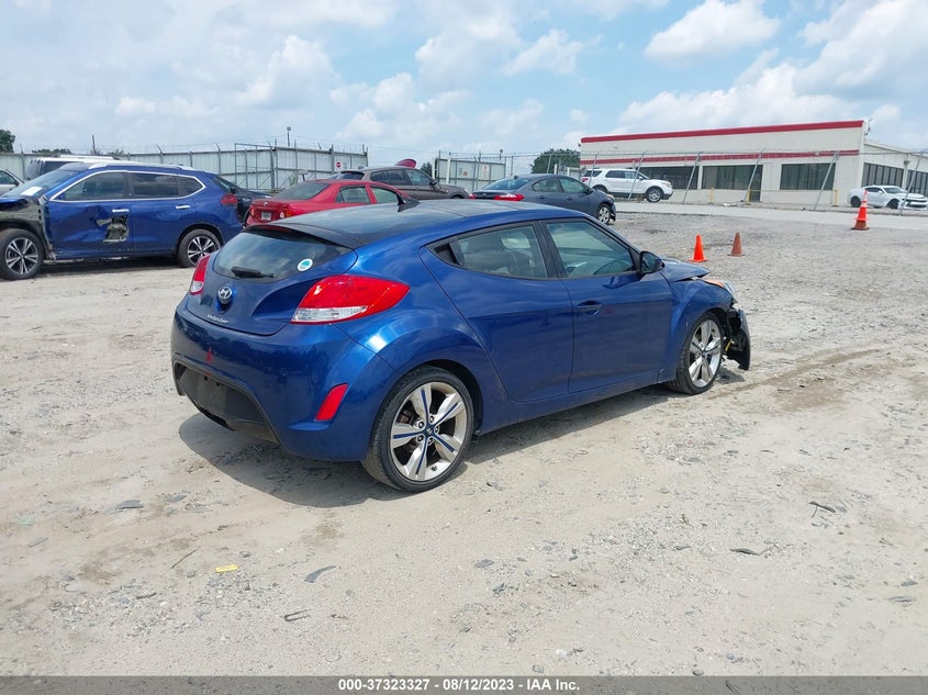 2017 Hyundai Veloster Value Edition VIN: KMHTC6AD4HU324805 Lot: 37323327