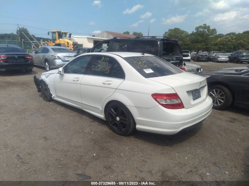 2011 Mercedes-Benz C 300 Sport 4Matic/Luxury 4Matic VIN: WDDGF8BB5BR150281 Lot: 37329685