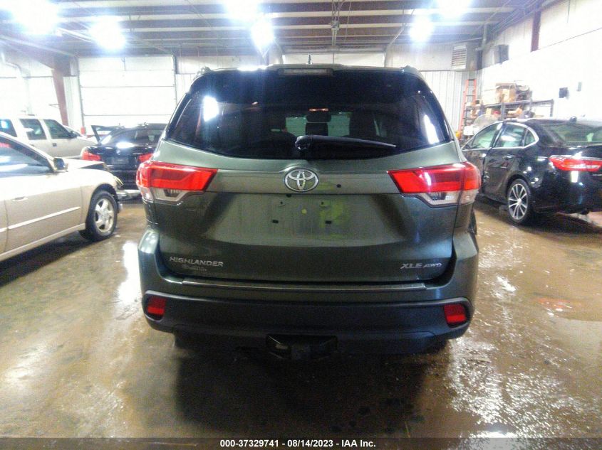 2019 Toyota Highlander Se/Xle VIN: 5TDJZRFH2KS957936 Lot: 37329741