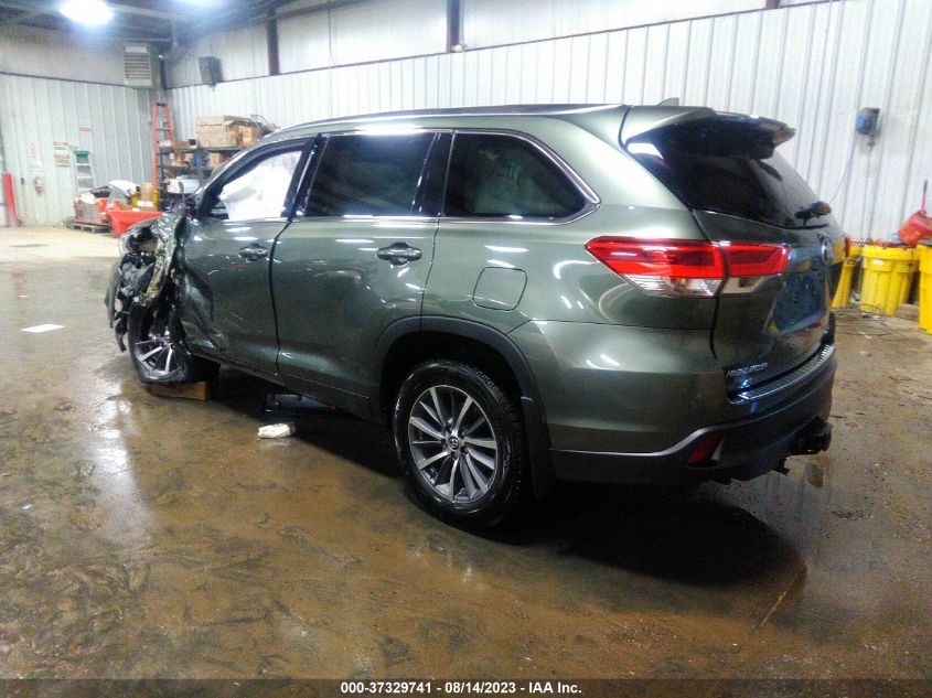 2019 Toyota Highlander Se/Xle VIN: 5TDJZRFH2KS957936 Lot: 37329741