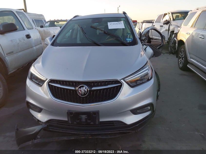 2018 Buick Encore Essence VIN: KL4CJCSBXJB539722 Lot: 37333212