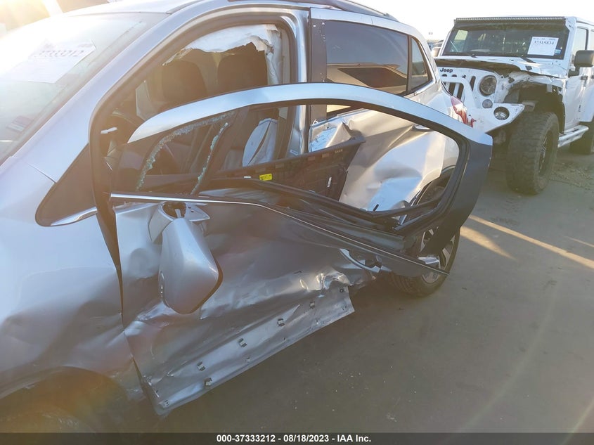 2018 Buick Encore Essence VIN: KL4CJCSBXJB539722 Lot: 37333212