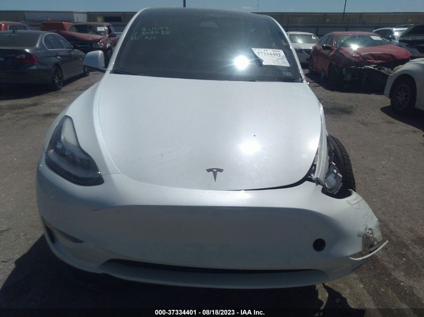 2022 Tesla Model Y Long Range VIN: 7SAYGDEE0NF427295 Lot: 37334401