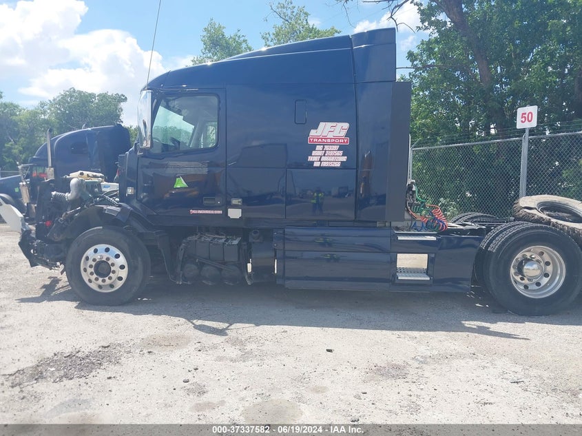 2015 Volvo Vn Vnl VIN: 4V4NC9EJ5FN915266 Lot: 37337582