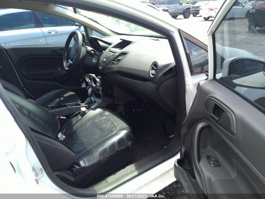 3FADP4EJ2KM126047 2019 Ford Fiesta Se