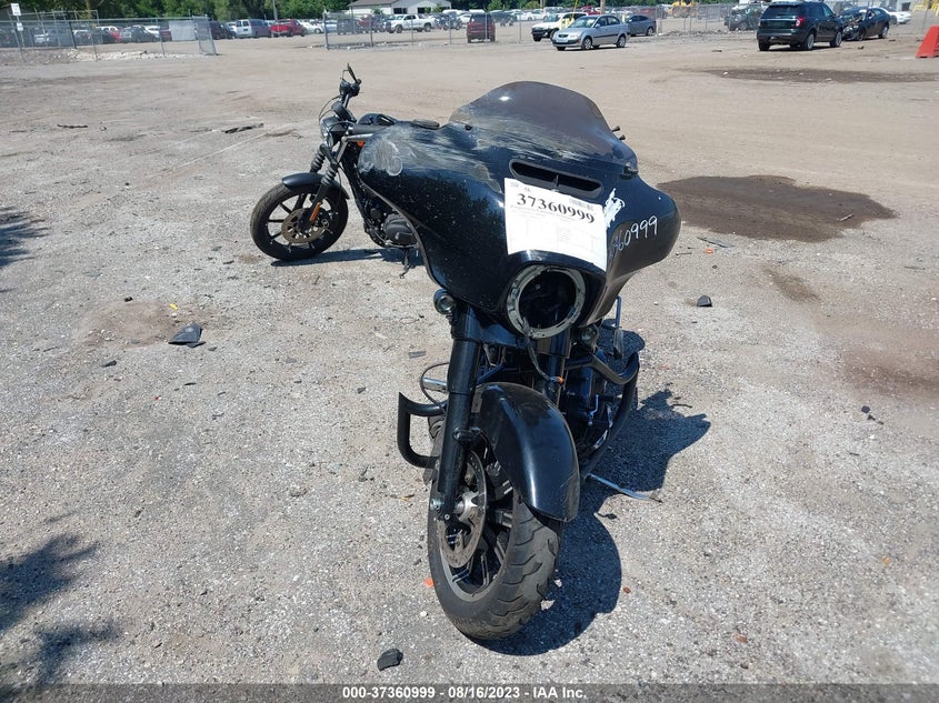 2017 HARLEY-DAVIDSON FLHXS STREET GLIDE SPECIAL - 1HD1KRC12HB685561