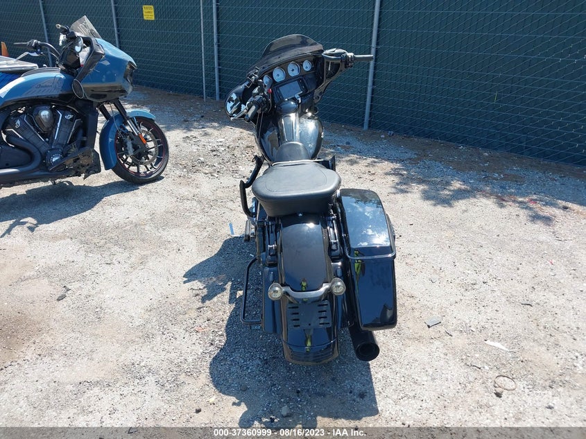 2017 HARLEY-DAVIDSON FLHXS STREET GLIDE SPECIAL - 1HD1KRC12HB685561