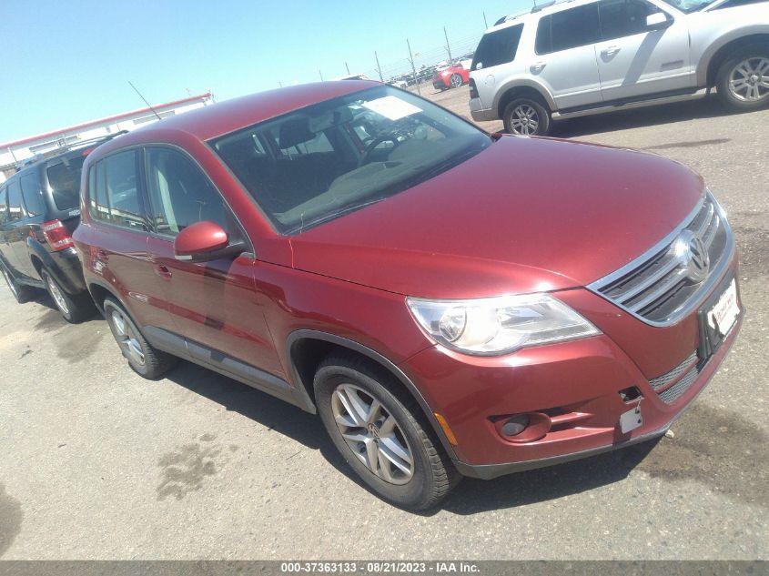 2011 Volkswagen Tiguan S 4Motion VIN: WVGBV7AX1BW000924 Lot: 37363133