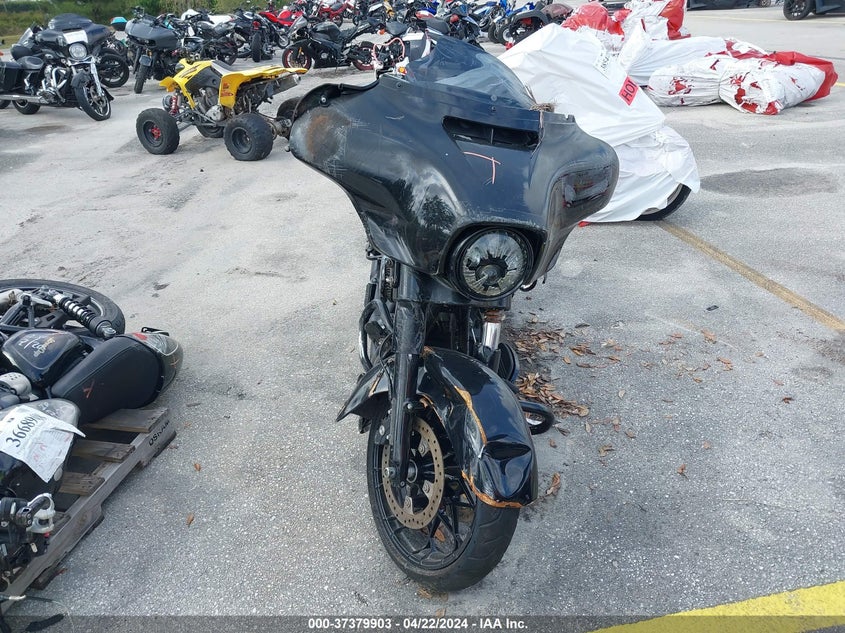 2022 HARLEY-DAVIDSON FLHXS - 1HD1KRP18NB651873