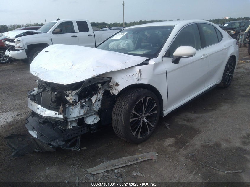 2018 TOYOTA CAMRY VIN: JTNB11HK2J3072217
