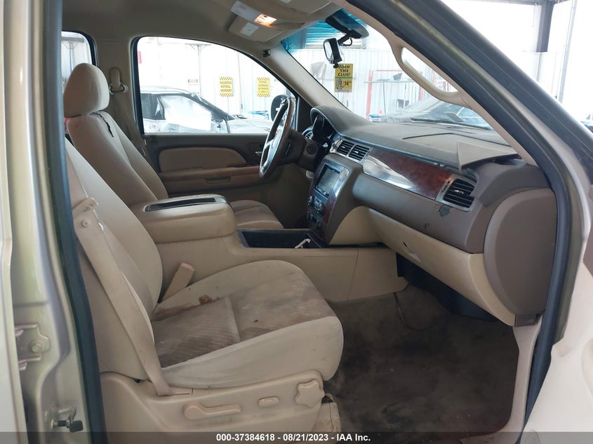 2009 CHEVROLET SUBURBAN 1500 auction photo 5