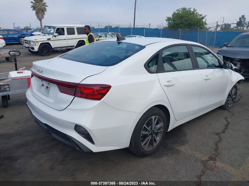 2023 Kia Forte Lxs VIN: 3KPF24AD7PE560726 Lot: 37397388